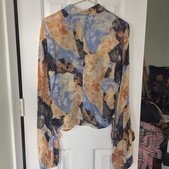 Sheer Silk Escada Button Down size 38 or M - Picture 6 of 7